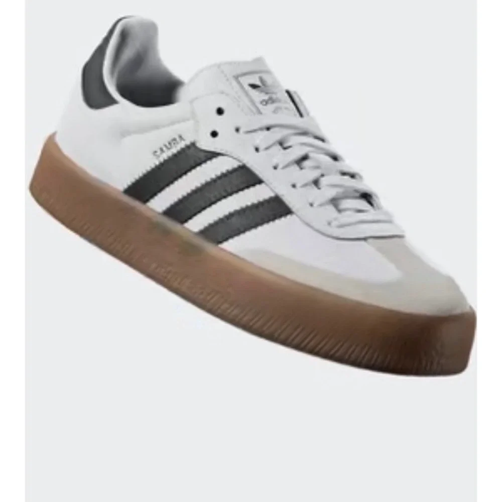 Womens Adidas Sambae Sneaker White Black size 9 classic timeless leather - Picture 1 of 10